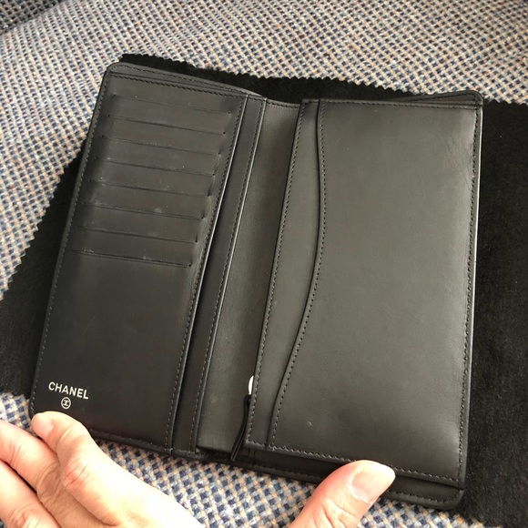 Chanel Black CC Caviar long wallet. - Picture 5 of 8